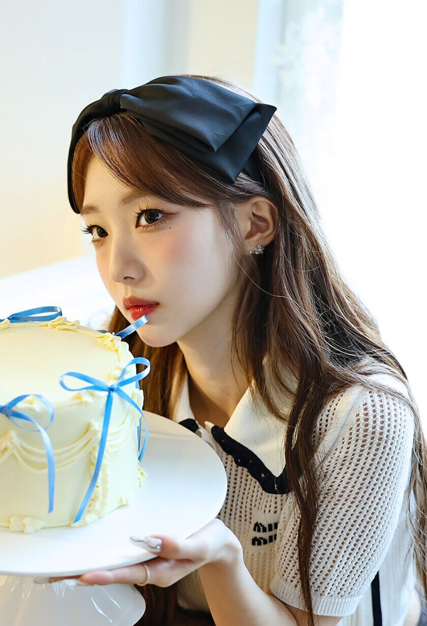 230915 Genie Magazine - Loossemble - 'Loossemble' Jacket Shoot