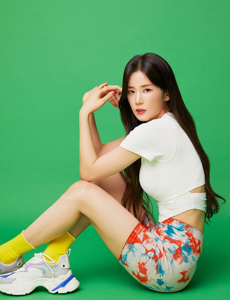 Apink CHORONG x Godbody documents 4