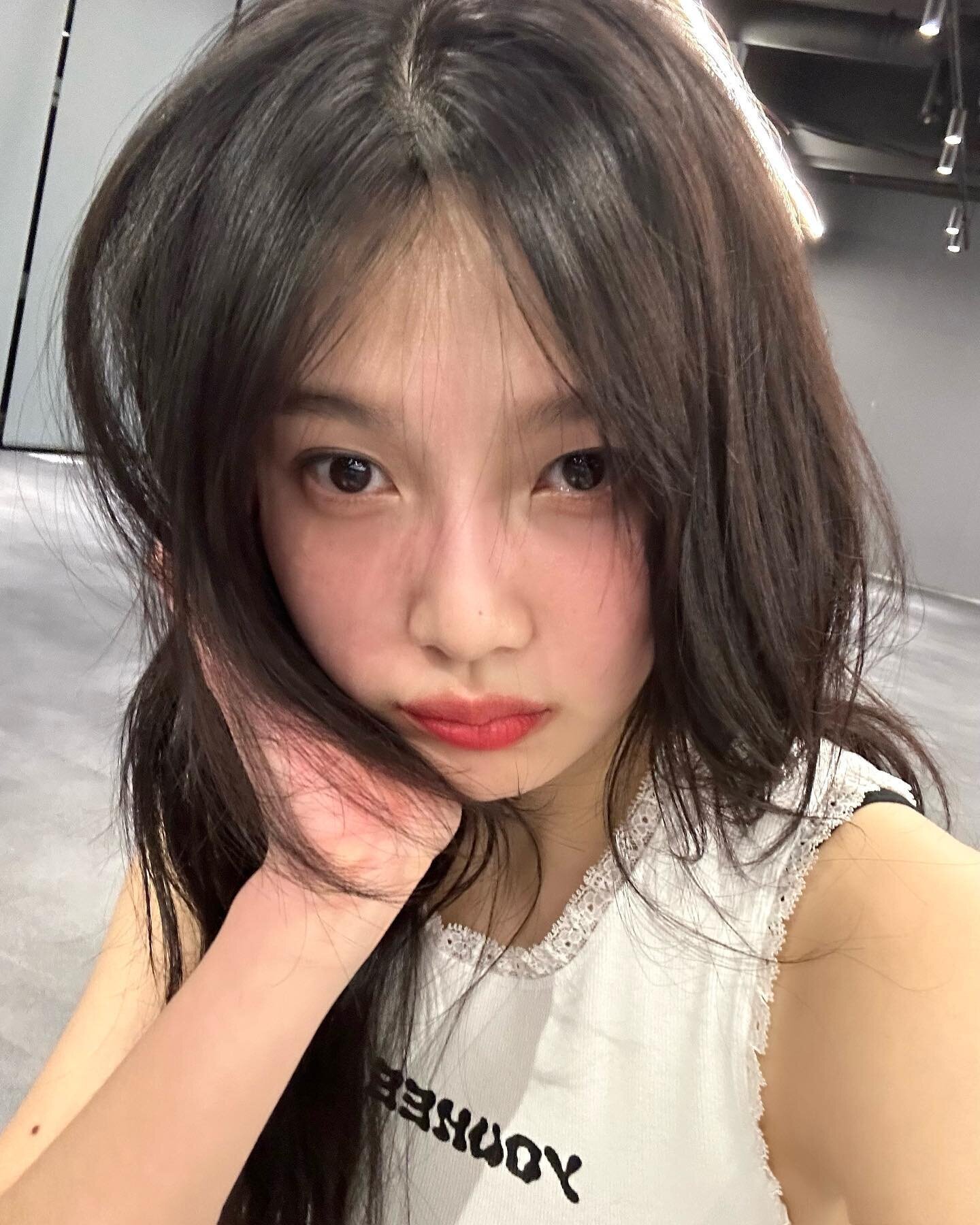 230411 Red Velvet Joy Instagram Update | kpopping