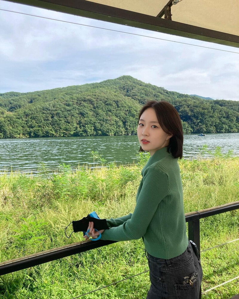 210920 Chaejeong Instagram Update (ALICE) documents 3