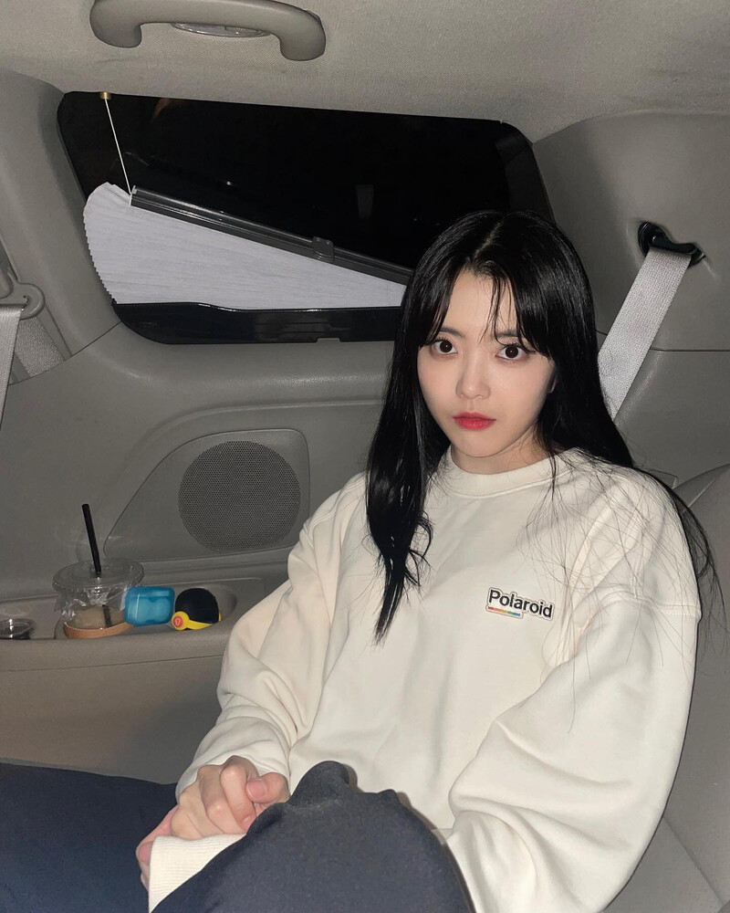 221001 Suyeon Instagram update documents 7