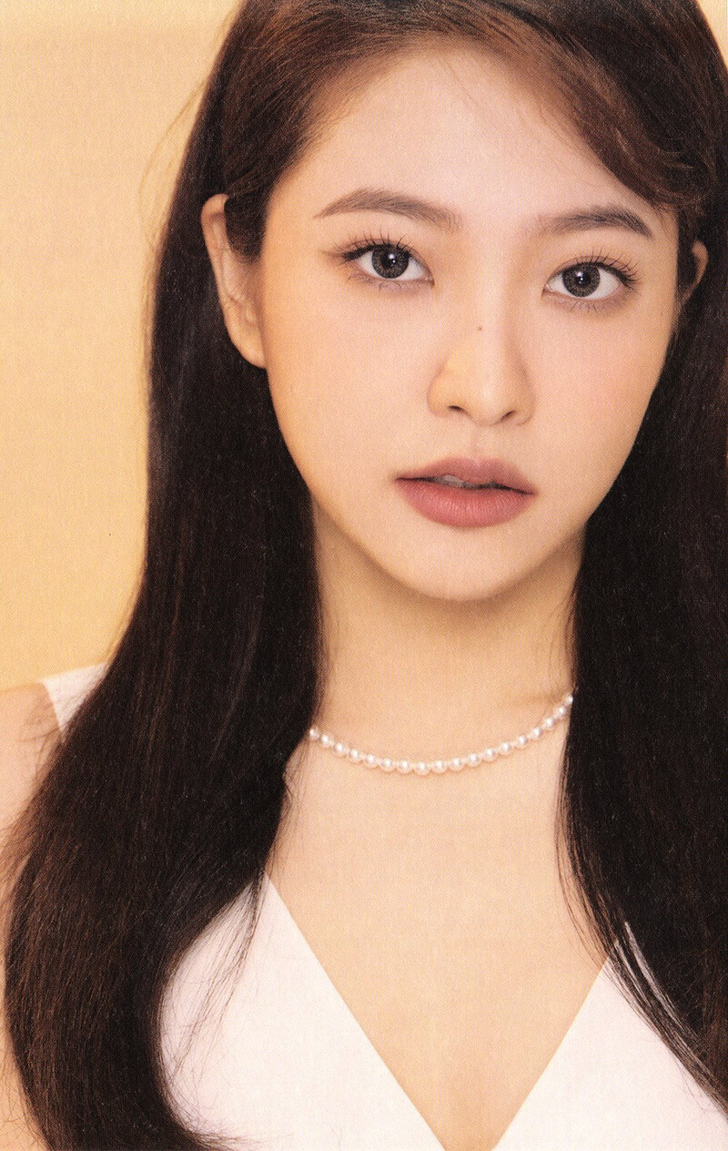 Red Velvet 2022 Season's Greetings (Scans) documents 3