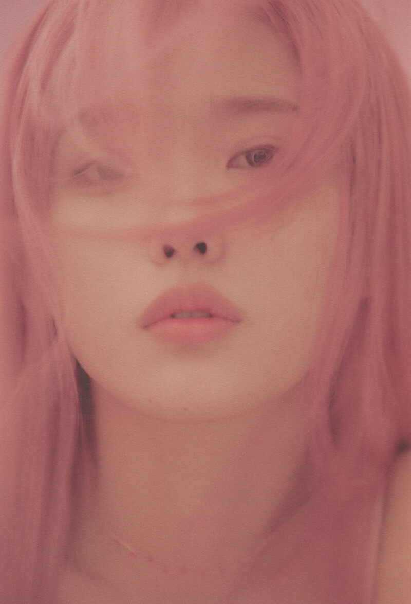 IU - 'LILAC' Photobook [SCANS] documents 3