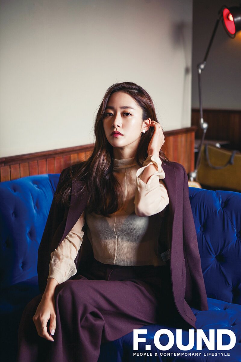 Jeon Hye-bin F.ound Korea Magazine March 2016 Photoshoot documents 1