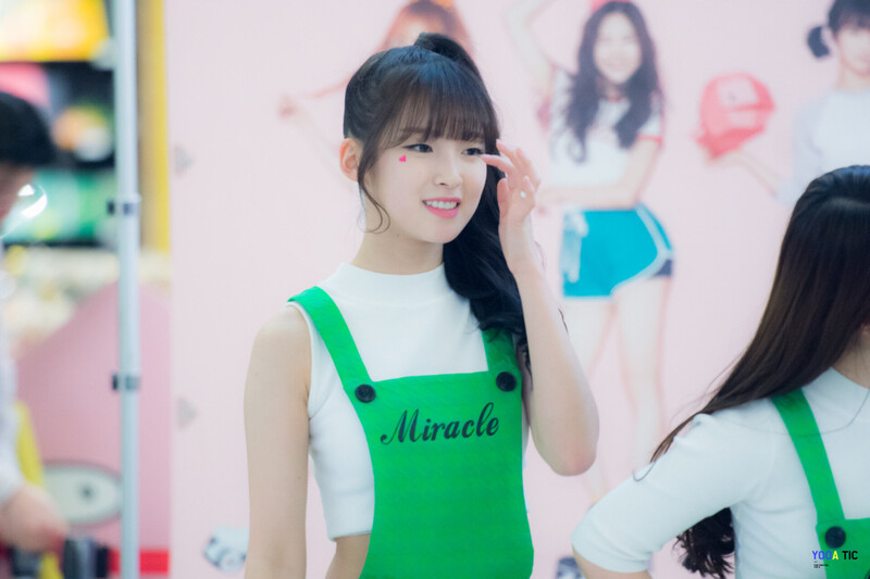 160424 OH MY GIRL Arin documents 8