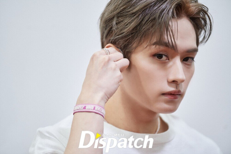 220214 LEE KNOW- SKZ '#LOVESTAY SKZ CHOCOLATE FACTORY' Photoshoot by DISPATCH documents 2