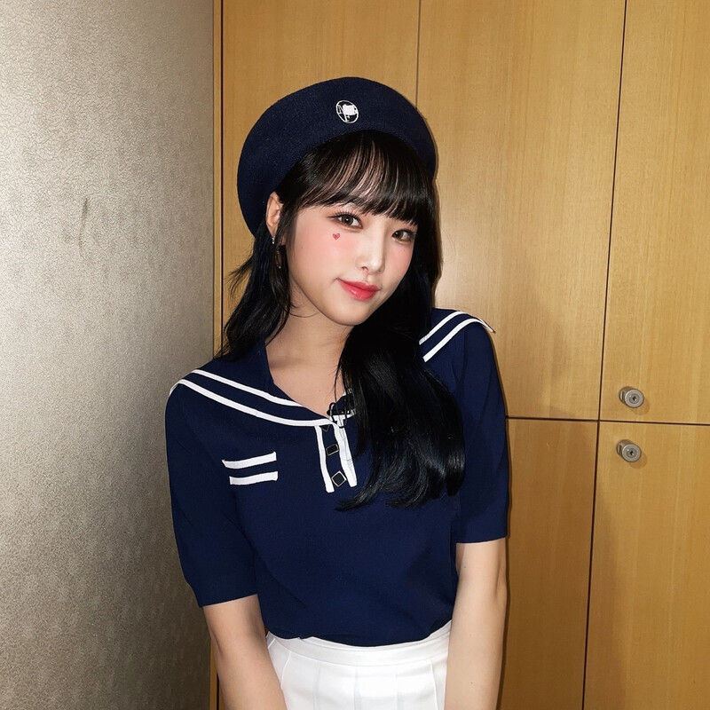 210610 Yena Twitter Update documents 1