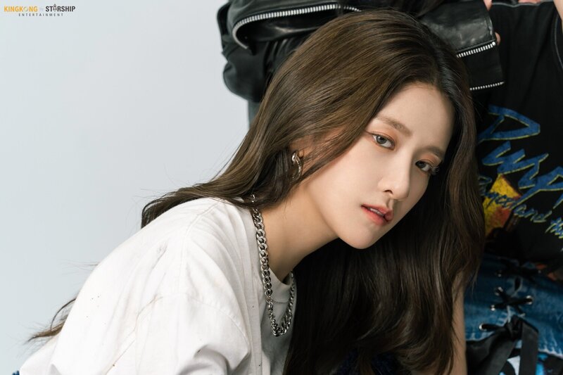 211107 Starship Naver Post - Exy's "IDOL: The Coupe" Poster Photoshoot documents 16