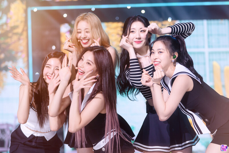 220731-ITZY-Sneakers-at-Inkigayo-documents-1.jpeg?v=5cfcf