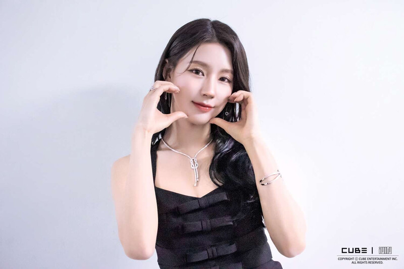 230228 U Cube - Miyeon Circle Chart Music Awards 2022 Behind the Scenes documents 1