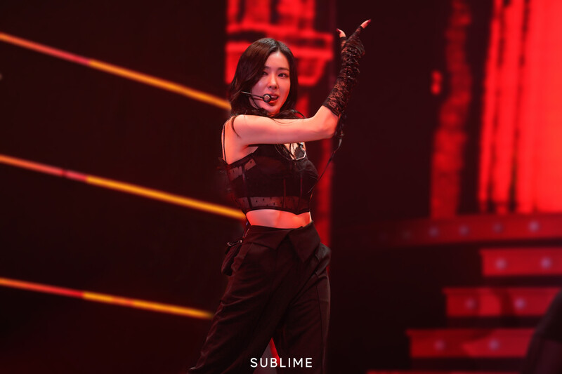 230320 Sublime Naver Post - Tiffany Young - Fanmeeting in Bangkok Behind documents 13