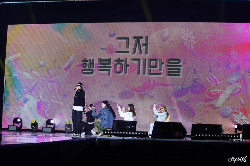 230502 IST Naver - Apink - Fanconert 'Pink Drive' in Seoul documents 9