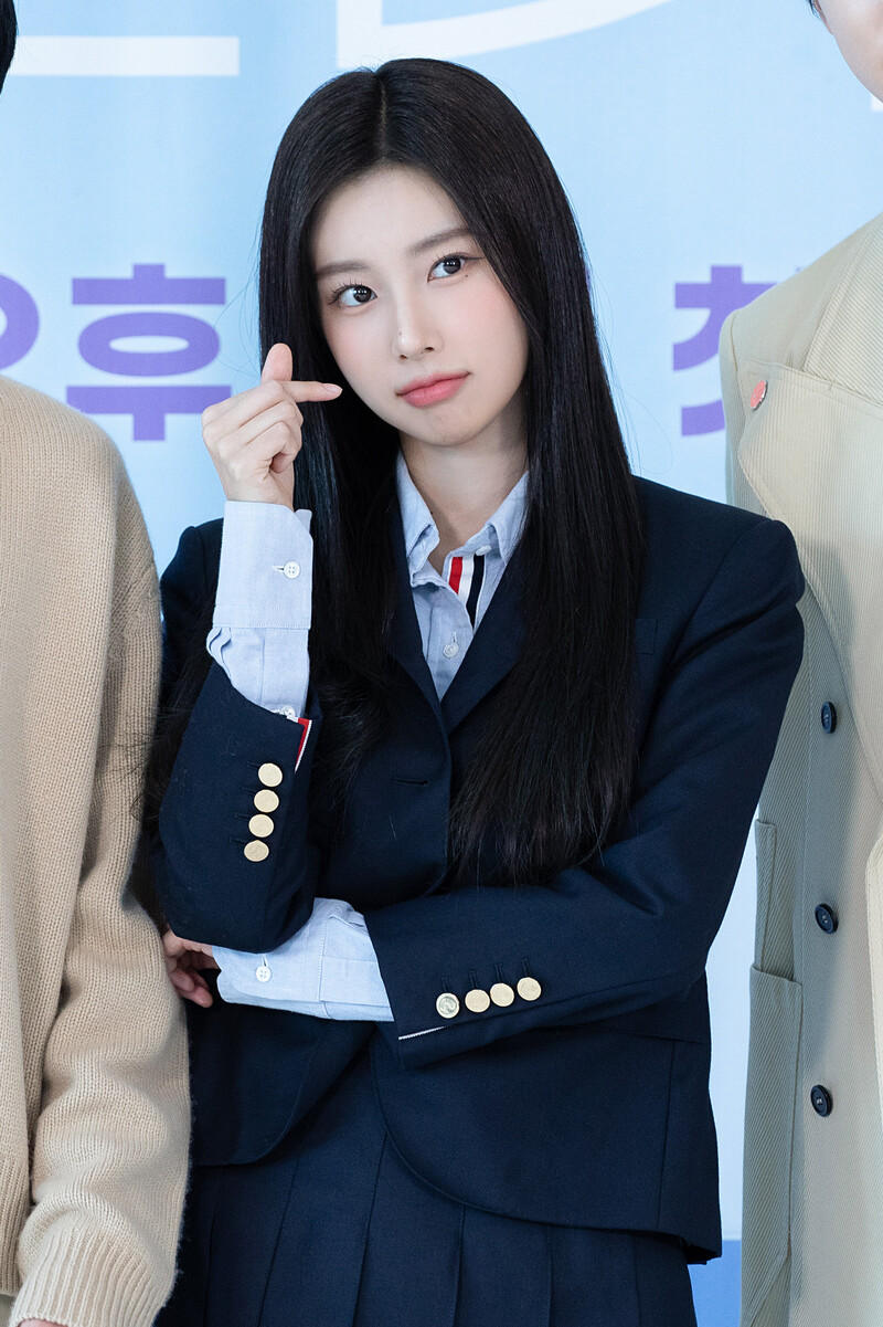 221015 8D Naver Post - Kang Hyewon - 'Seasons of Blossom' Press Conference documents 11