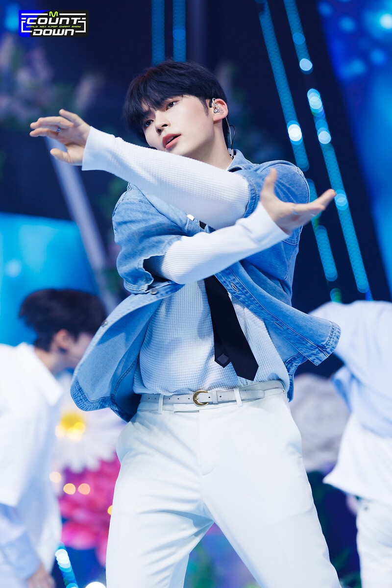 230713 ZEROBASEONE - 'In Bloom' at M COUNTDOWN documents 7