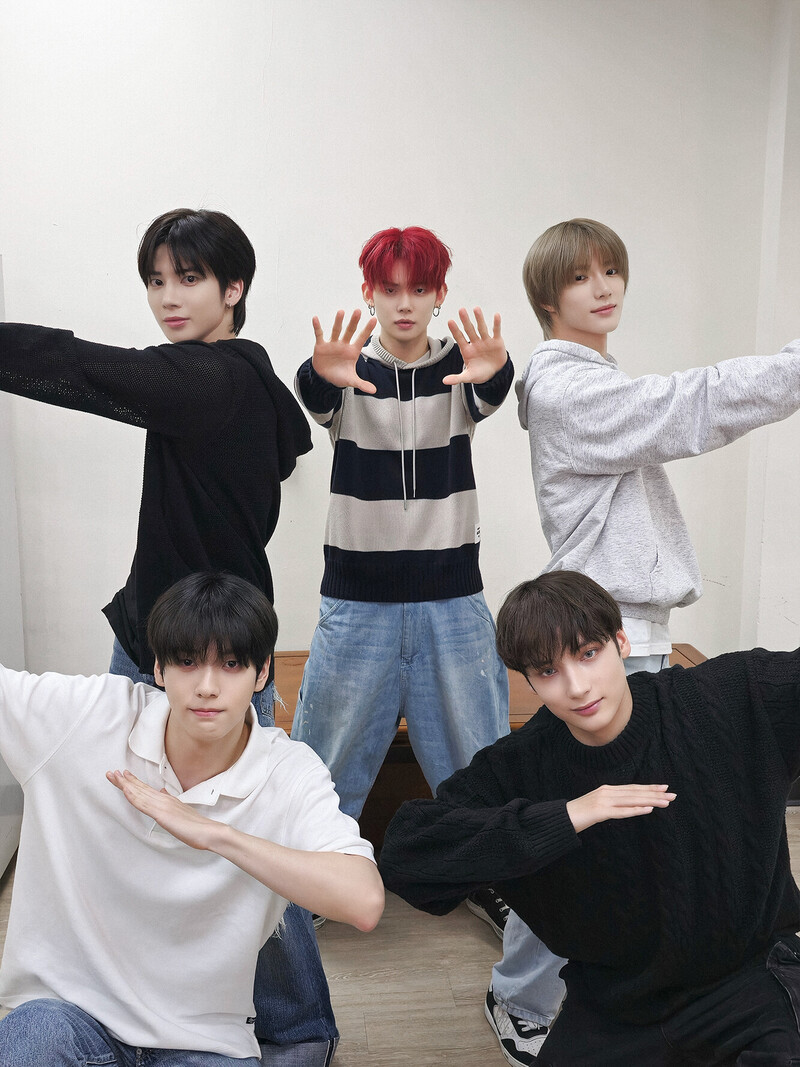 241006 TXT TWITTER UPDATE documents 3