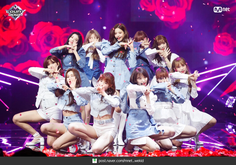 IZONE_La_Vie_en_Rose_2.jpg