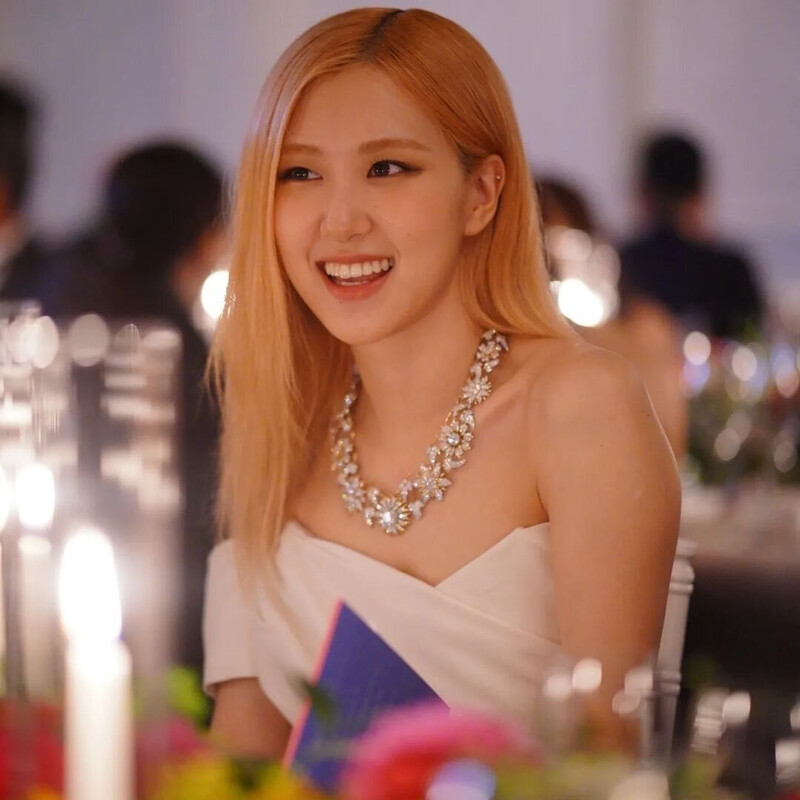 220913 BLACKPINK Rosé at Tiffany & Co.’s BOTANICA Blue Book Launch documents 3