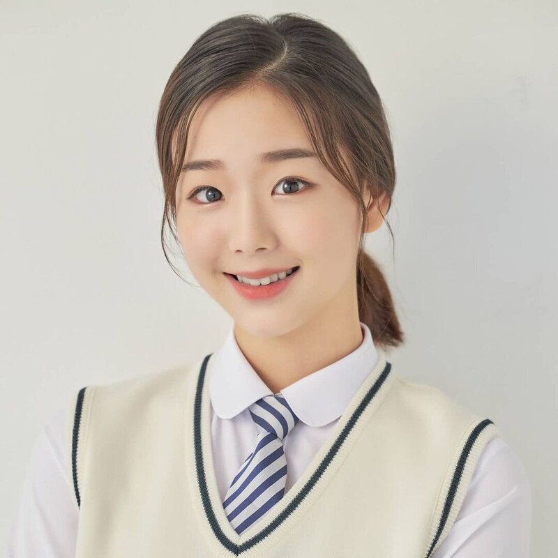 Kim Chaeyeon Promotional Portraits 2020 documents 2