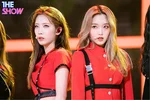 200225 LOONA "So What" at The Show official photos