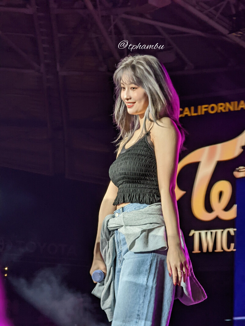 220514 TWICE 4TH WORLD TOUR ‘Ⅲ’ ENCORE in Los Angeles - Momo documents 4