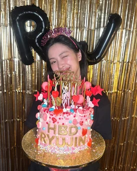240417 - ITZY SNS Update with RYUJIN - Happy RYUJIN Day