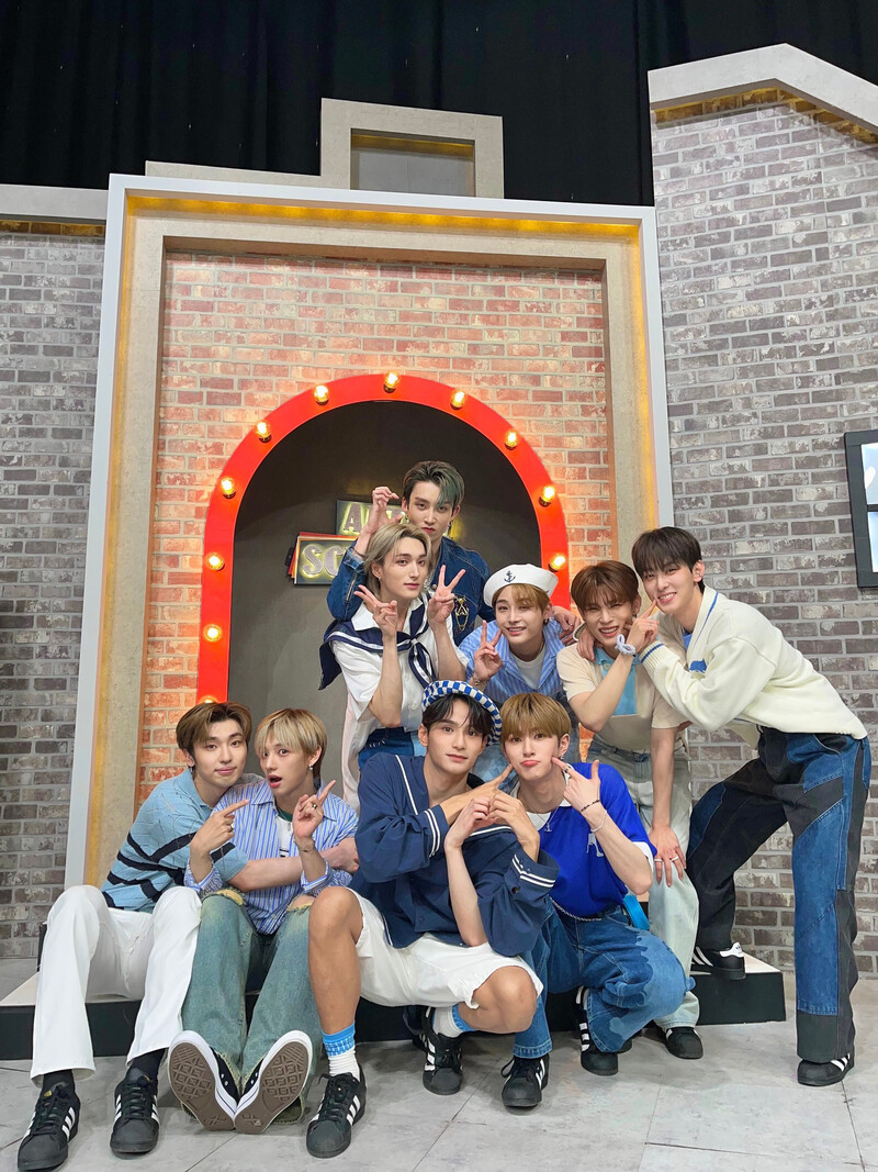 20230711 - Twitter - After School Club Behind Photos documents 12