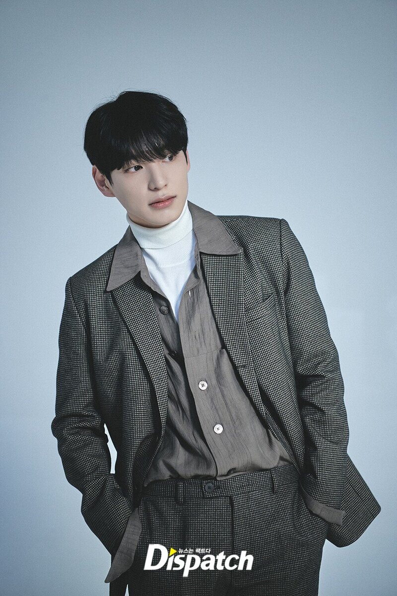 220118 CHAN- 'CHORONOGRAPH' Photoshoot by DISPATCH documents 2