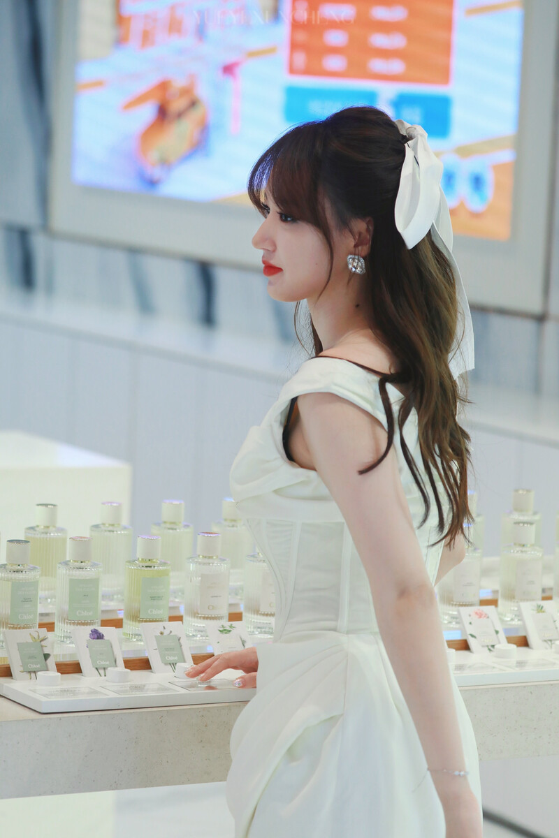 220629 Cheng Xiao - COTY Pop-up Store Event documents 12