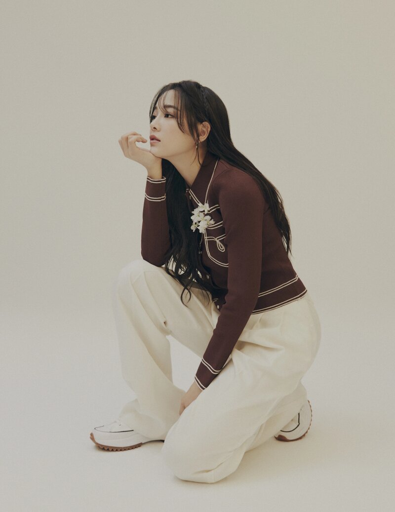 Sejeong for Allure Magazine May 2021 Issue documents 6