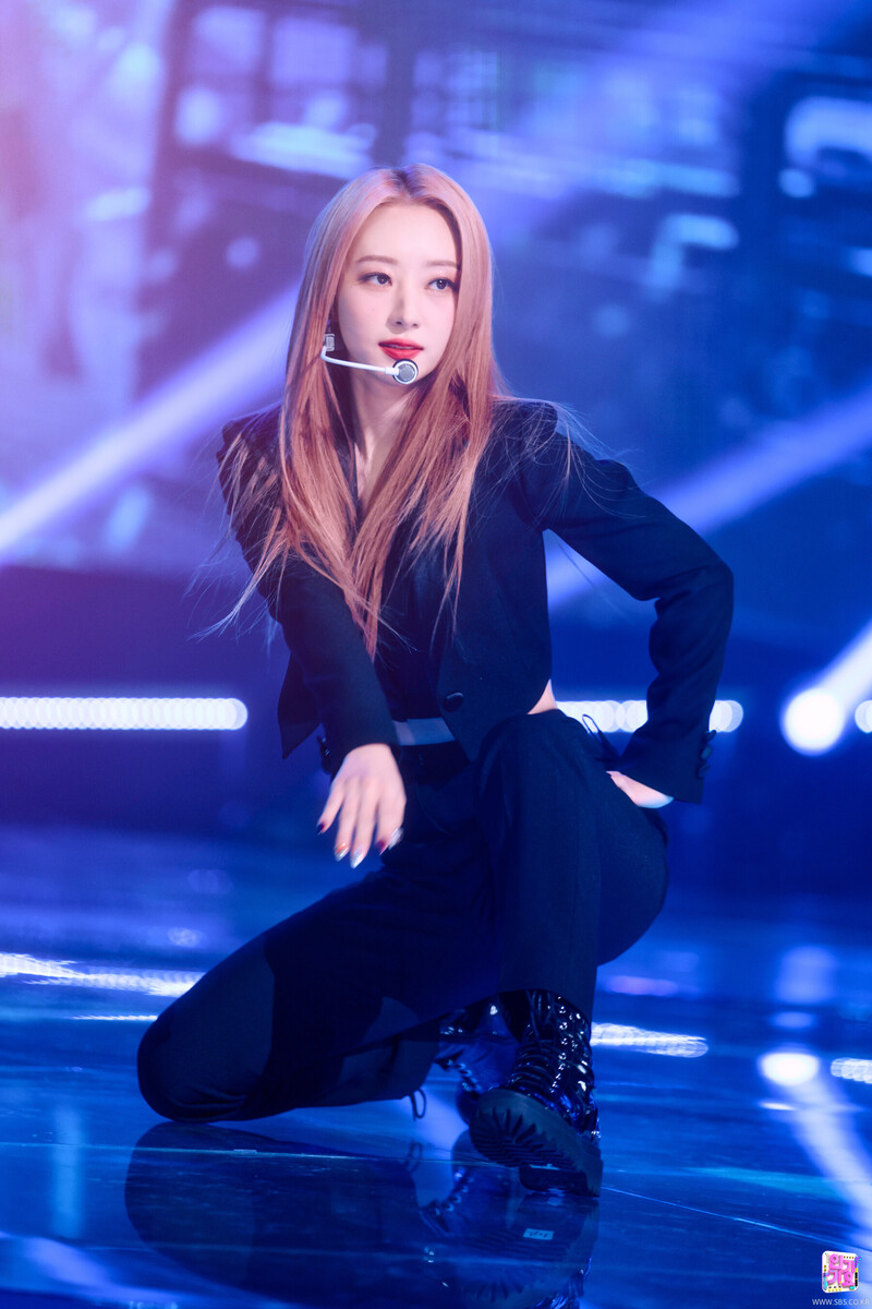 220417 SUA- DREAMCATCHER 'MAISON' at INKIGAYO documents 2