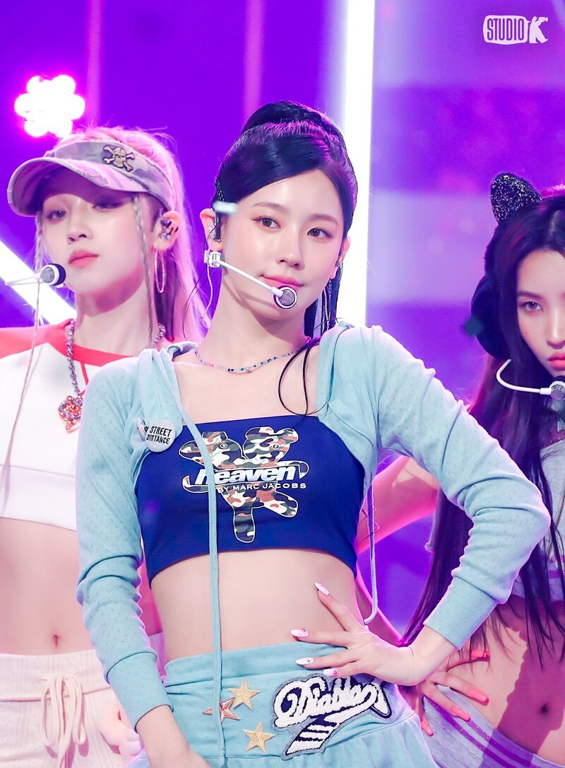 230519 (G)I-DLE - ‘Queencard’ at Music Bank documents 4