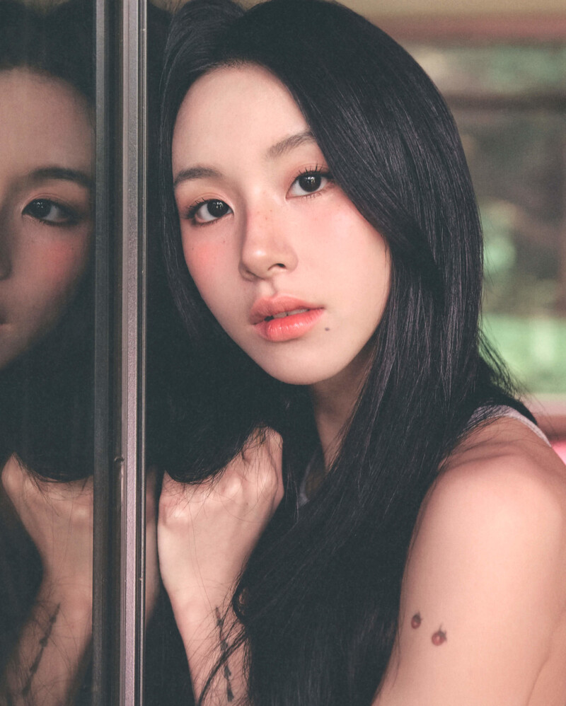 TWICE Chaeyoung for Esquire 2024 - Special Photobook 'Once More' (Scans) documents 8