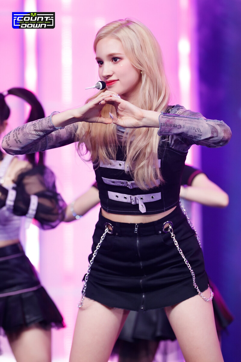 220113 Kep1er - 'WA DA DA' at M Countdown documents 21