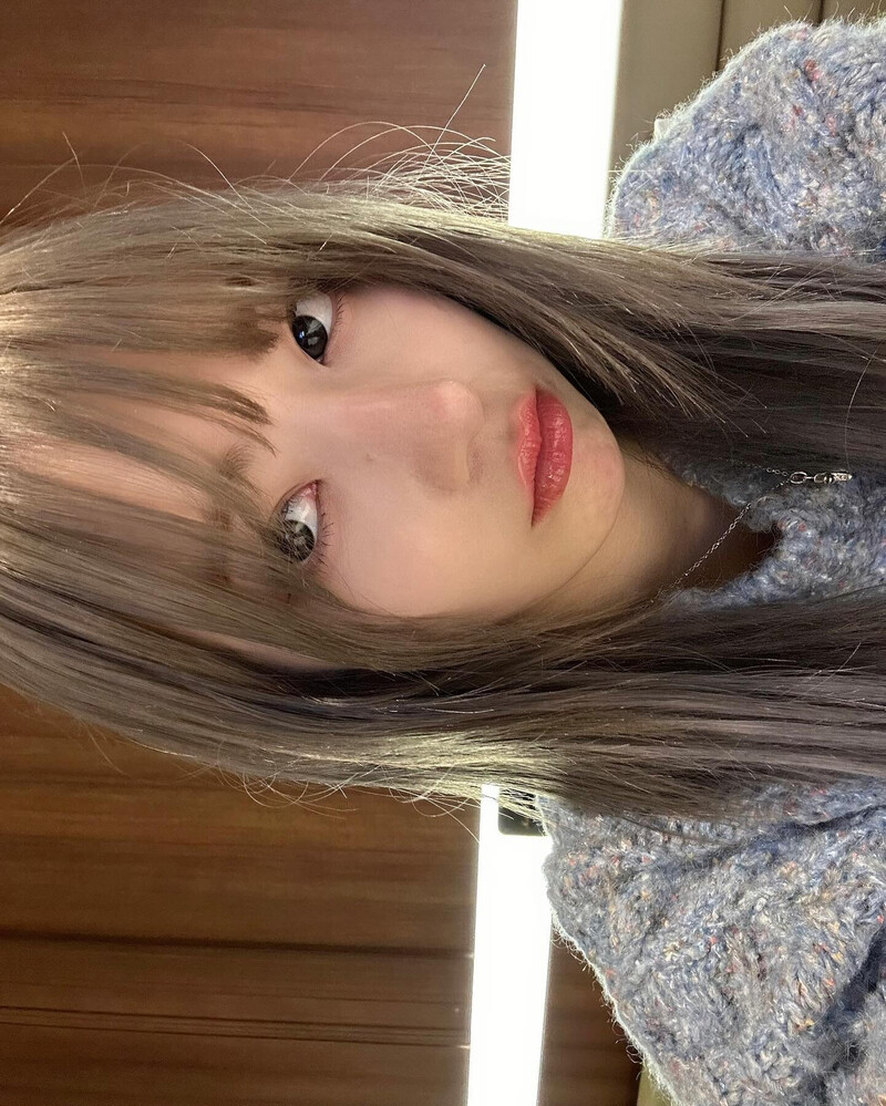 231129 - SAKURA Instagram Update documents 3