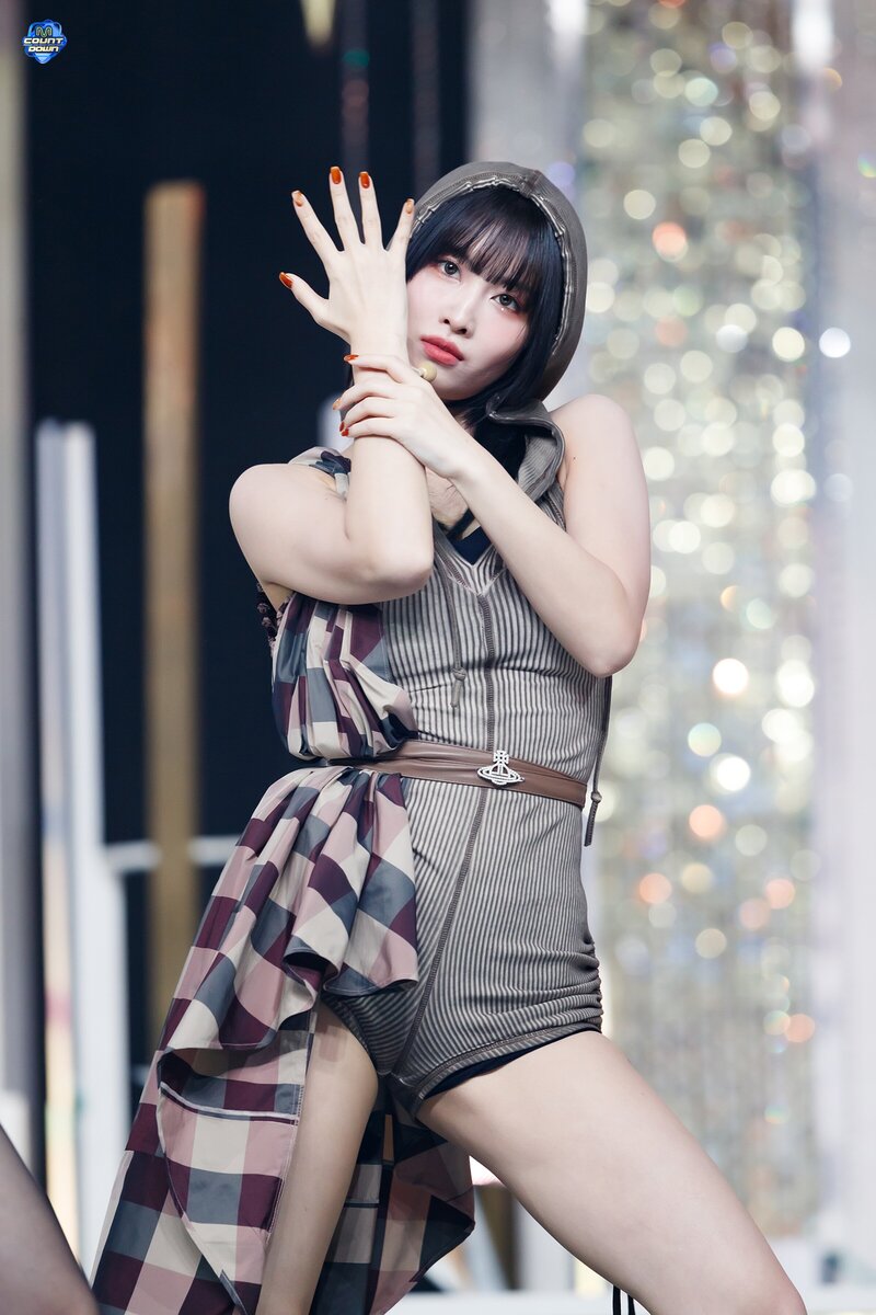 240229 TWICE Momo - 'I GOT YOU' and 'ONE SPARK' at M Countdown documents 2