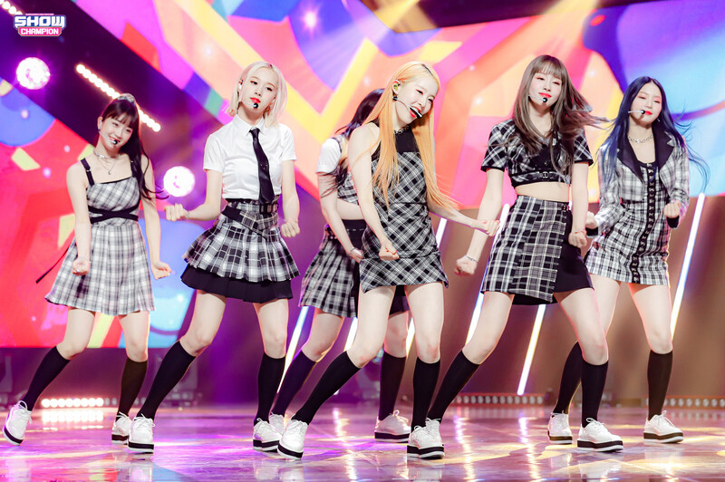 210922 STAYC - "STEREOTYPE" at Show Champion documents 3