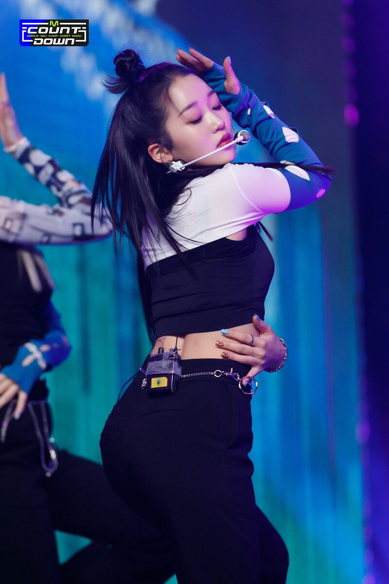 220113 Kep1er - 'MVSK' at M Countdown documents 18