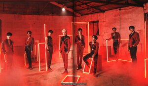 E'Last 3rd mini album 'ROAR' scans (red version)