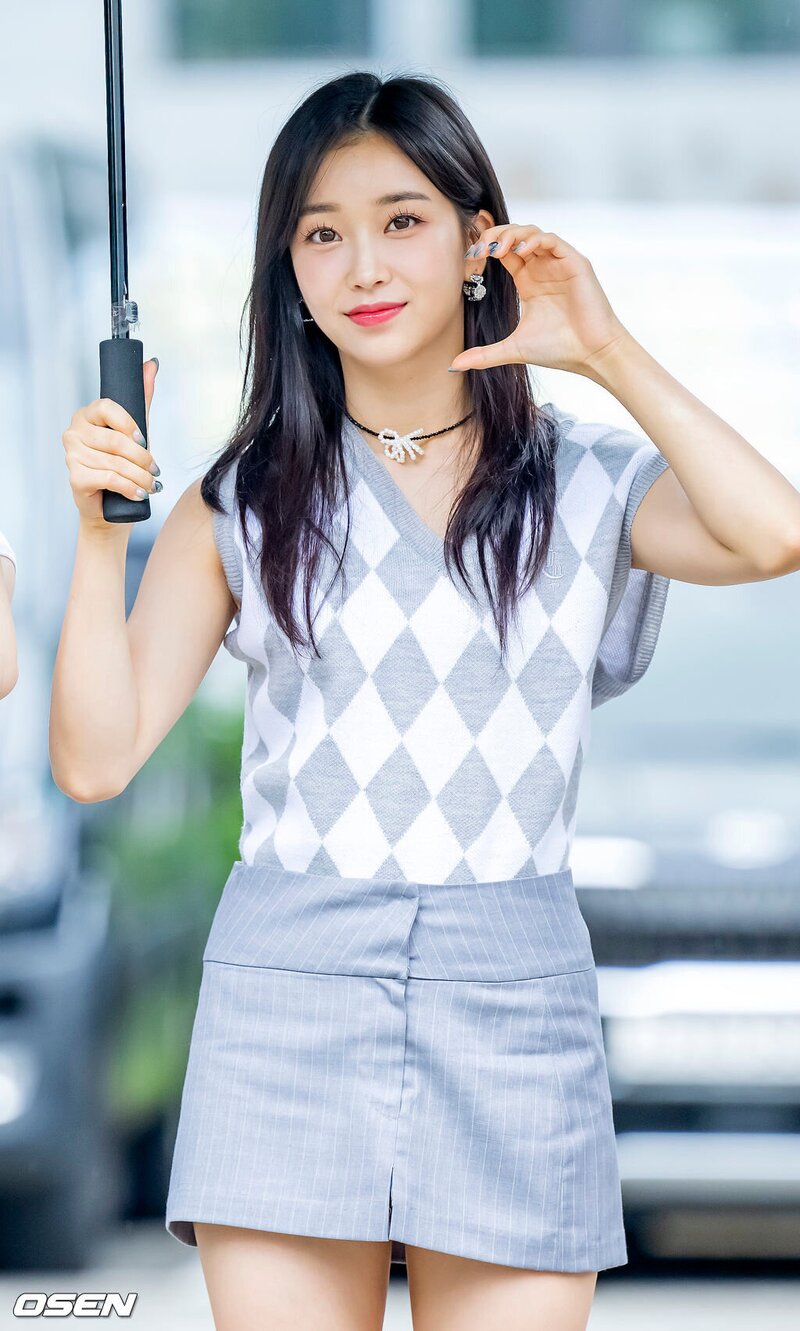 220805 STAYC Sumin - Music Bank Commute documents 1