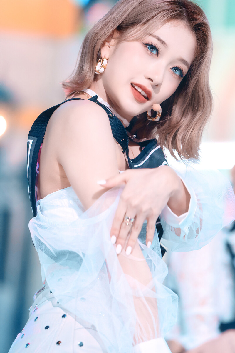 220123 fromis_9 Seoyeon - 'DM' at Inkigayo documents 20