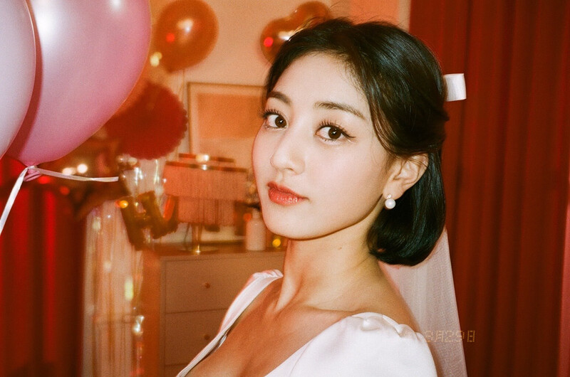 220623 TWICE Jihyo SNS Update documents 3