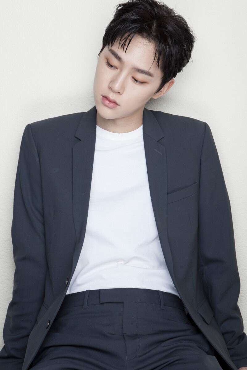 Kwon Hyunbin 2018 profile photos documents 3