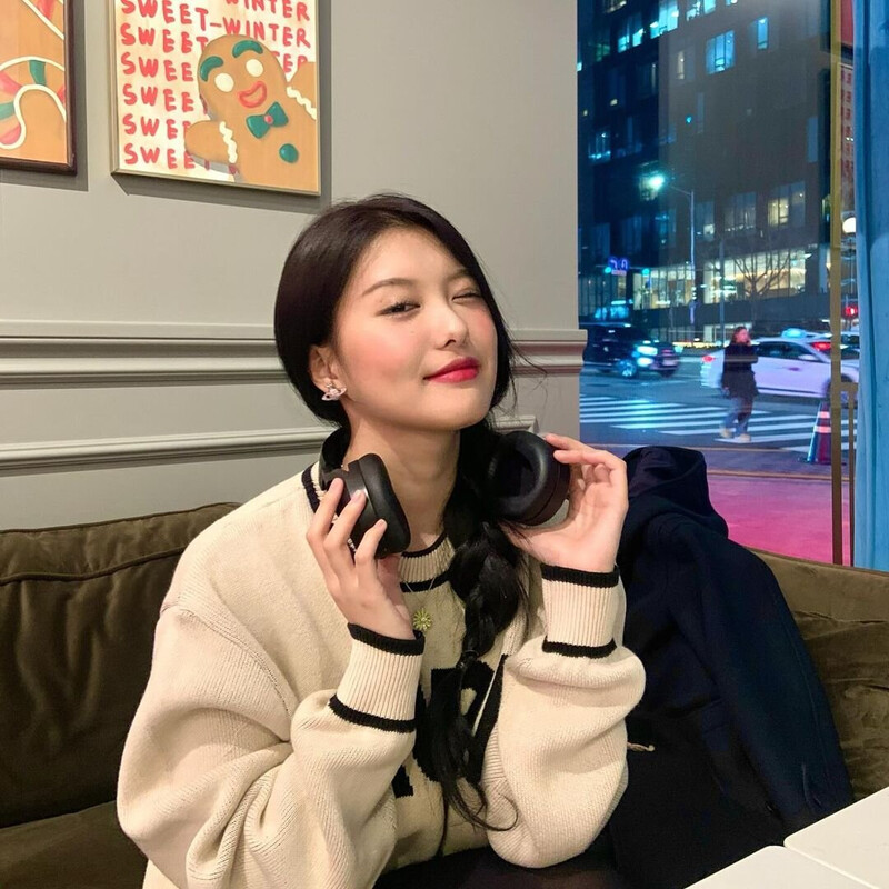 231207 Ahin Instagram Update documents 3