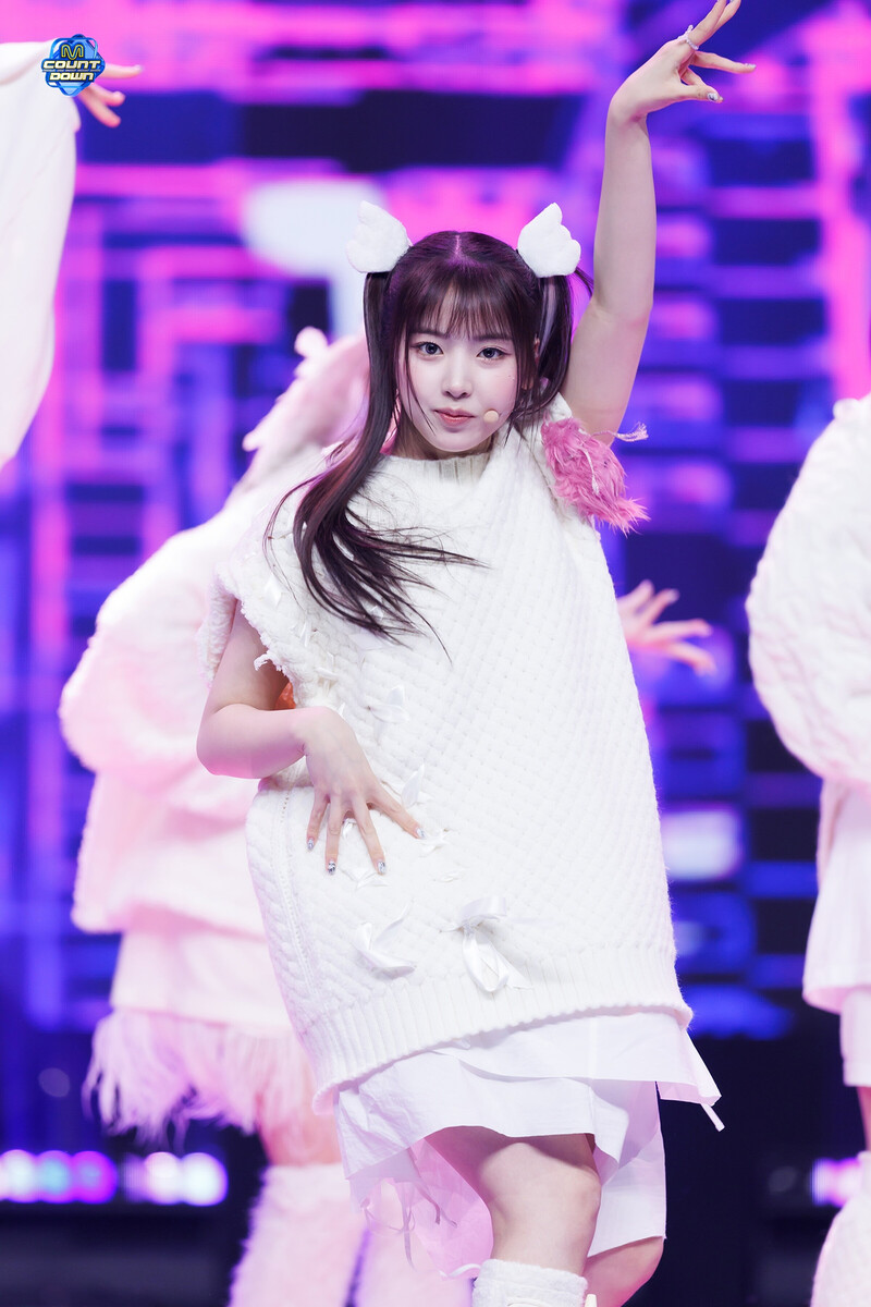 240208 NMIXX Jiwoo - 'DASH' at M Countdown documents 4