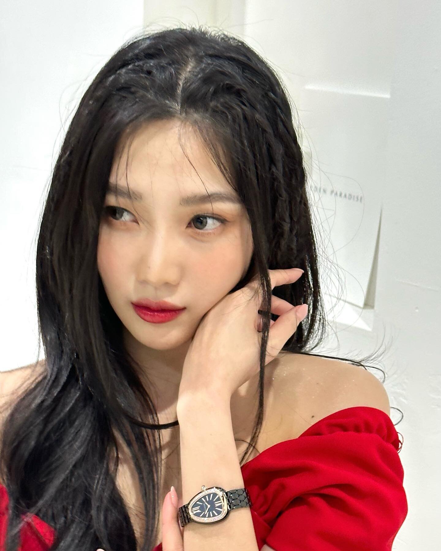 230219 Red Velvet Joy Instagram Update | kpopping