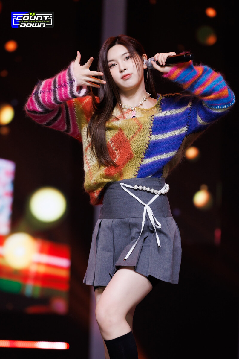 221229 NMIXX Bae 'Funky Glitter Christmas' at M Countdown documents 3