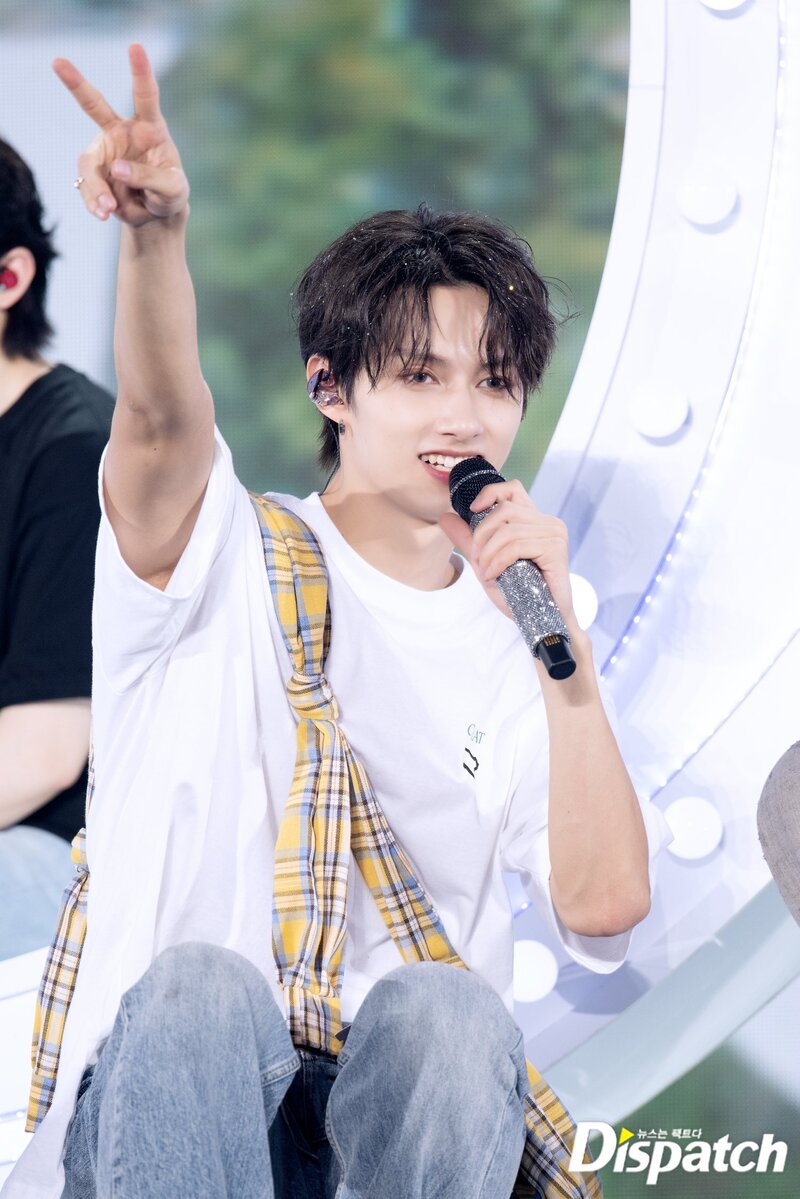 230624 SEVENTEEN JAPAN 2023 FANMEETING 'LOVE' Still Cuts by Dispatch documents 4