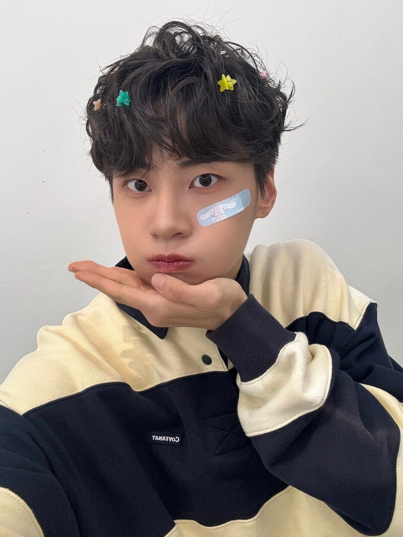 240517 - Jinhyuk Twitter Update documents 1