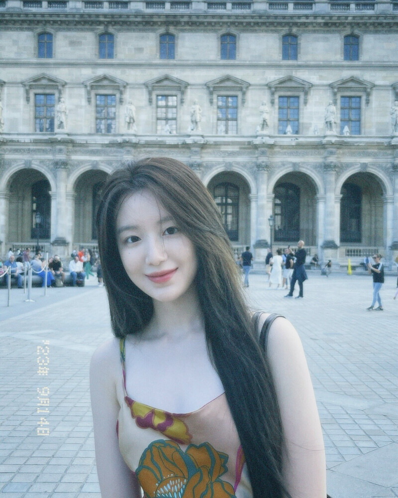 240907 (G)I-DLE Shuhua Instagram Update documents 9