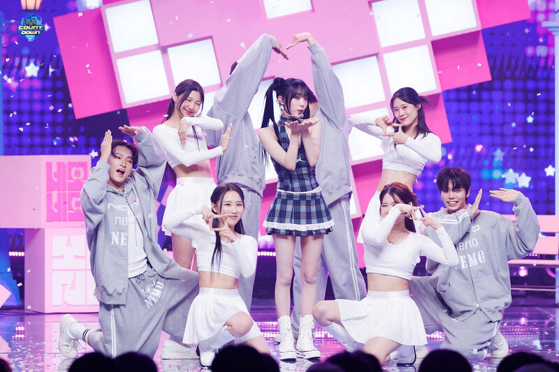 241003 YENA - 'Sugar' + 'NEMONEMO' at M Countdown documents 20